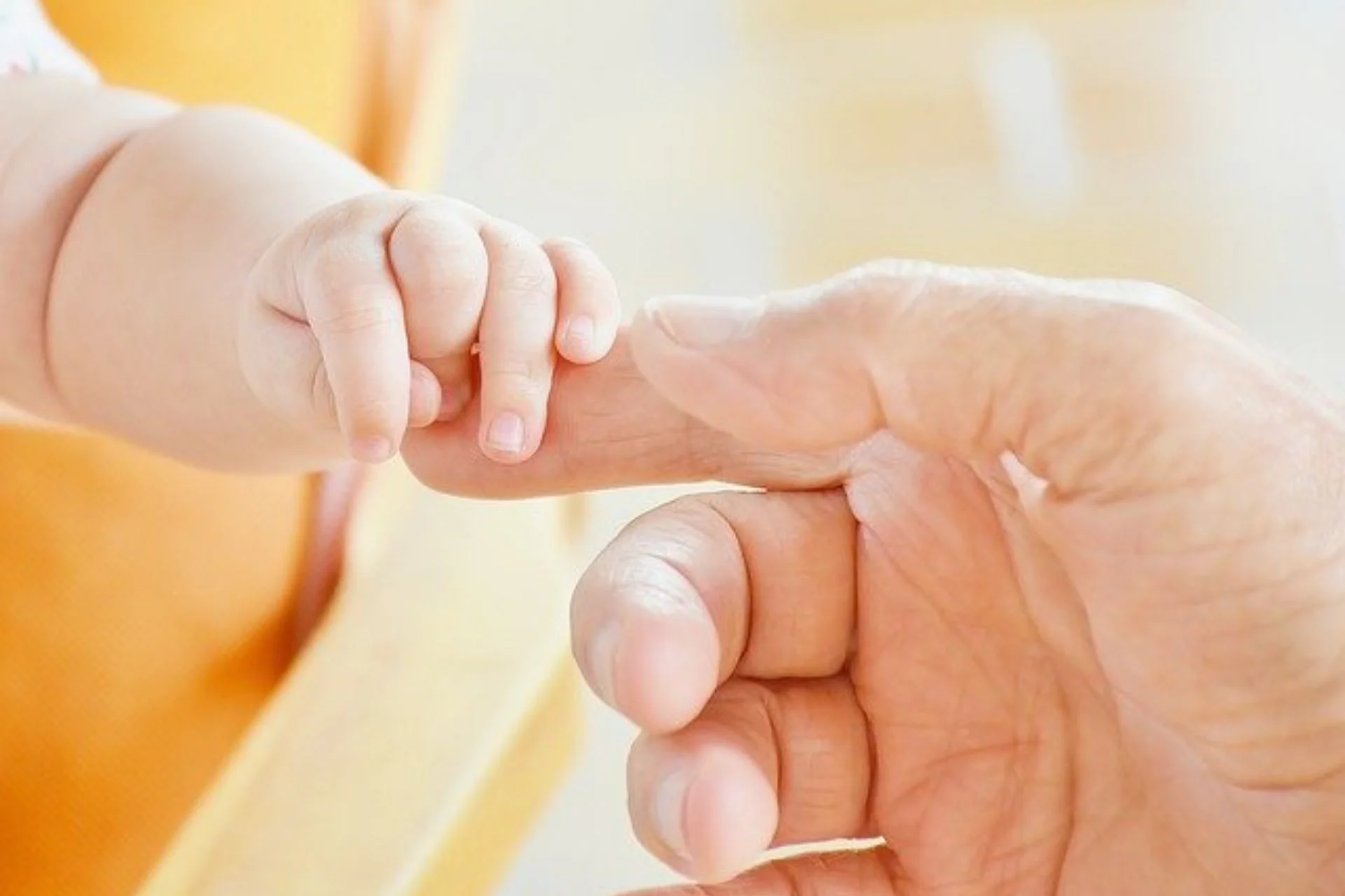 Surrogacy and Baby Genetics