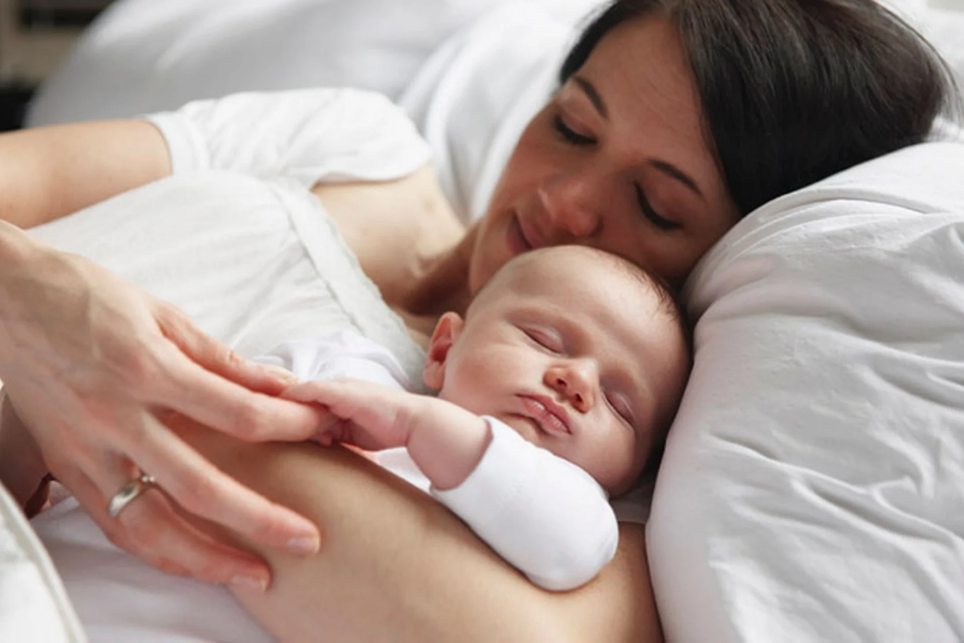 What Is a Surrogate Mother